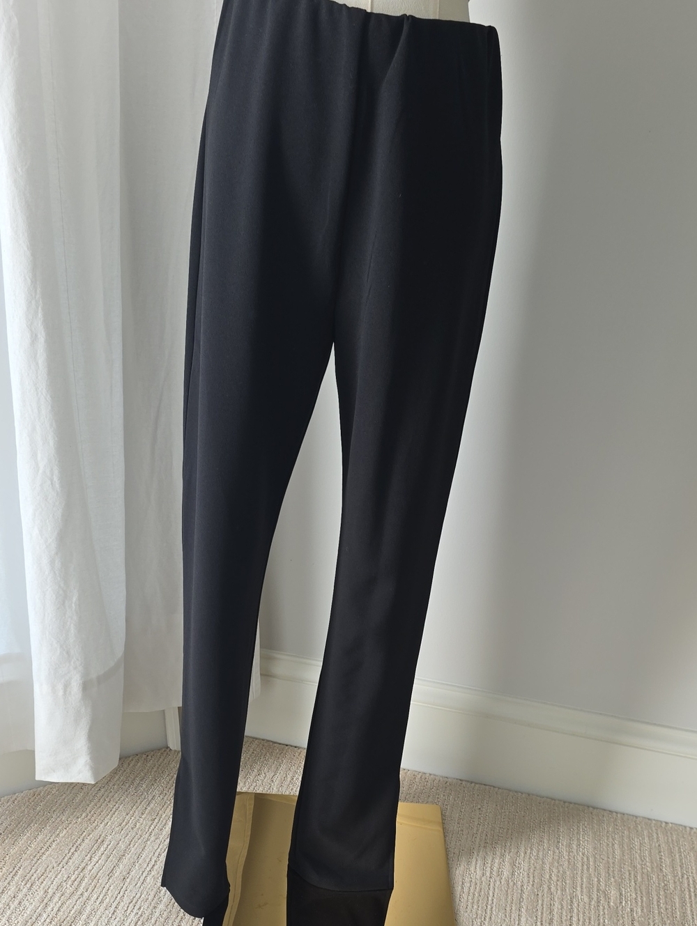 Black Elastic Waist Pants With Slit Hem